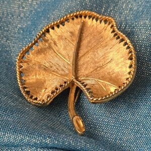 Vintage BSK Leaf Brooch Gold-Tone